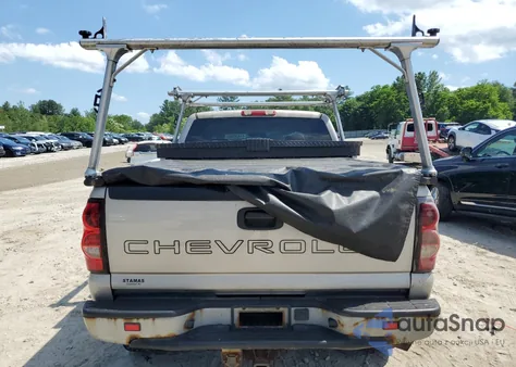 2004 Chevrolet Silverado K2500 Heavy Duty из США, поврежденный, VIN 1GCHK29U34E261176